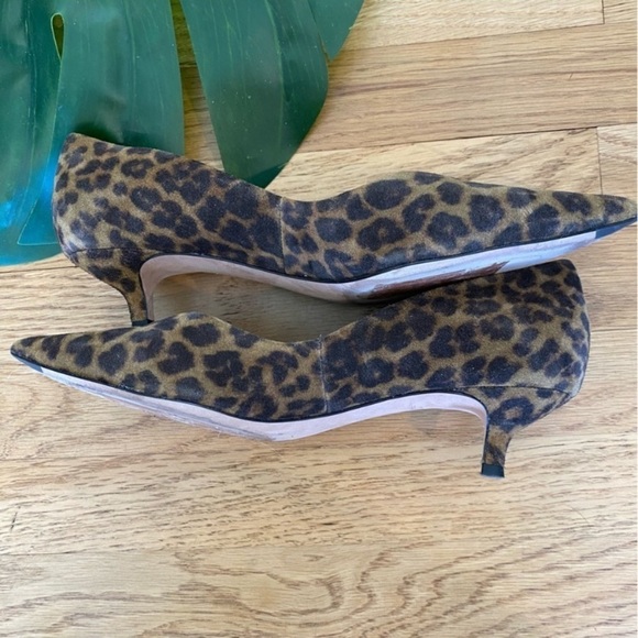 Veronica Beard Fontaine Leopard Print Low Kitten Heels Size 6.5 - Picture 2 of 10